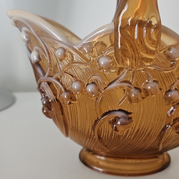Fenton Amber Cameo Lily of the Valley Basket - Picture 3 of 10